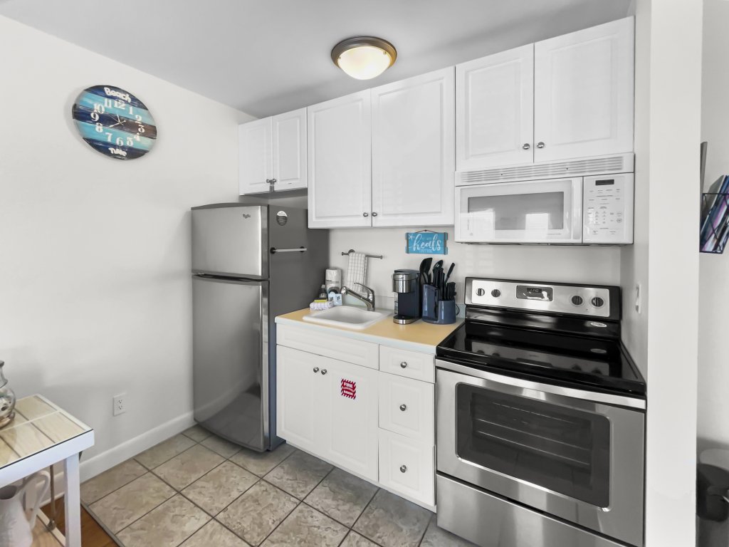 Golden on 30A Vacation Rental in Santa Rosa Beach - RedAwning