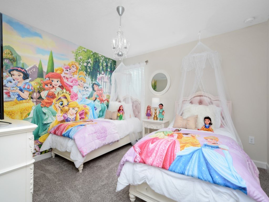 Luxury Champions Gate Home | Pool, Spa & Theater Vacation Rental in Davenport - RedAwning