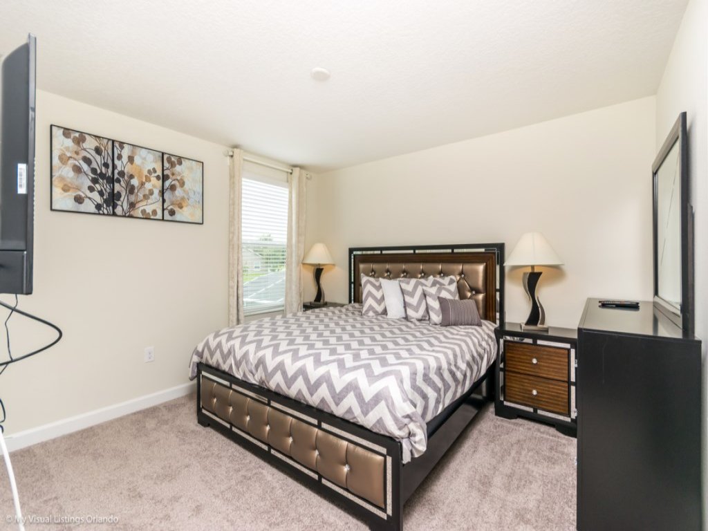 Bring The Whole Family Gate 9 Bedroom 5 Bath Vacation Rental in Davenport - RedAwning