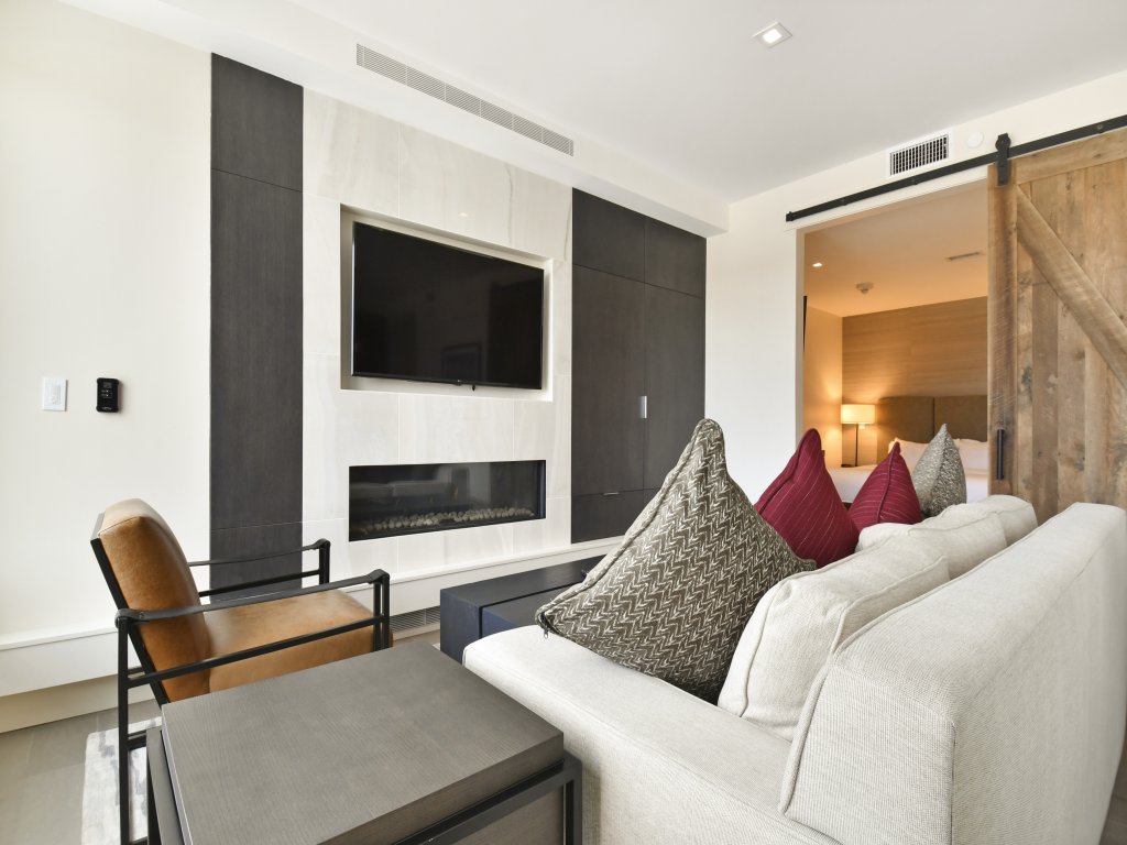 New 1 BR Residence in Canyons Village- Ski in/out! Save 20% on 7+ Nights! Vacation Rental in Park City - RedAwning
