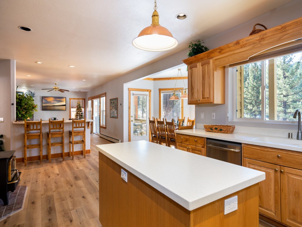 Skidder Trail Family Lodge Vacation Rental in Truckee - RedAwning