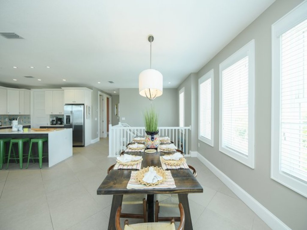 2201 AVE C Vacation Rental in Bradenton Beach - RedAwning