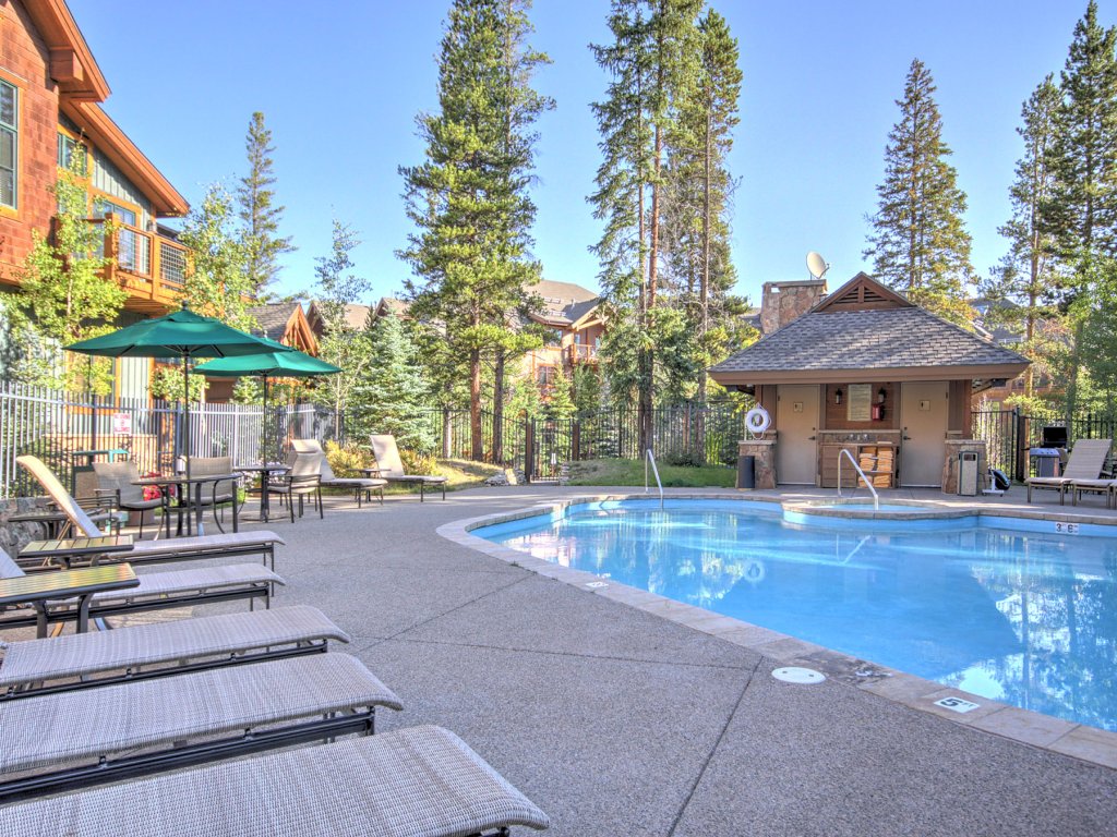 Mountain Thunder Lodge 1213 Vacation Rental in Breckenridge - RedAwning