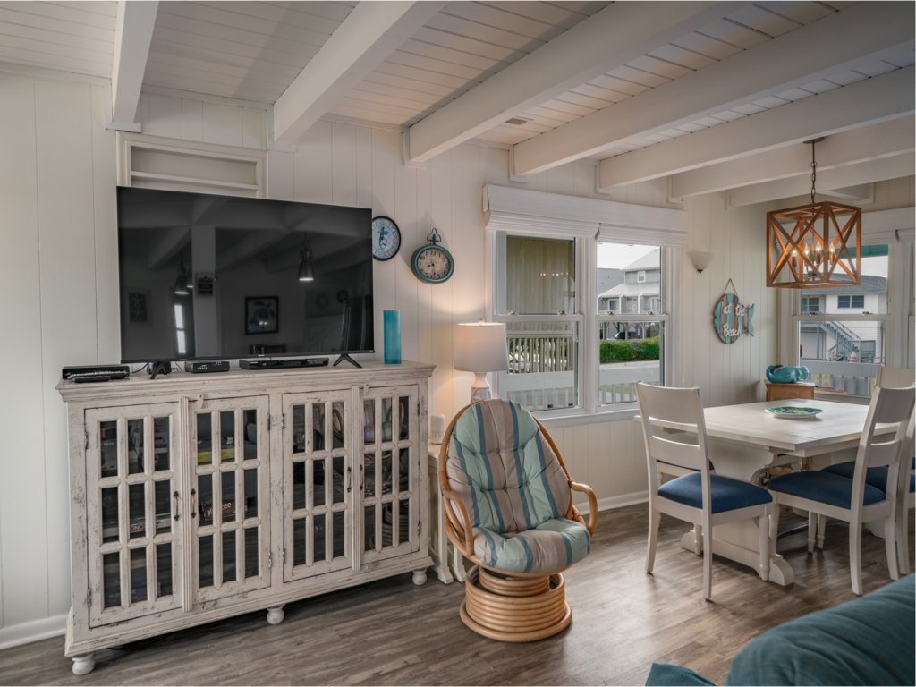 Palmetto Paradise / 420 Ocean Blvd West Vacation Rental in Holden Beach - RedAwning