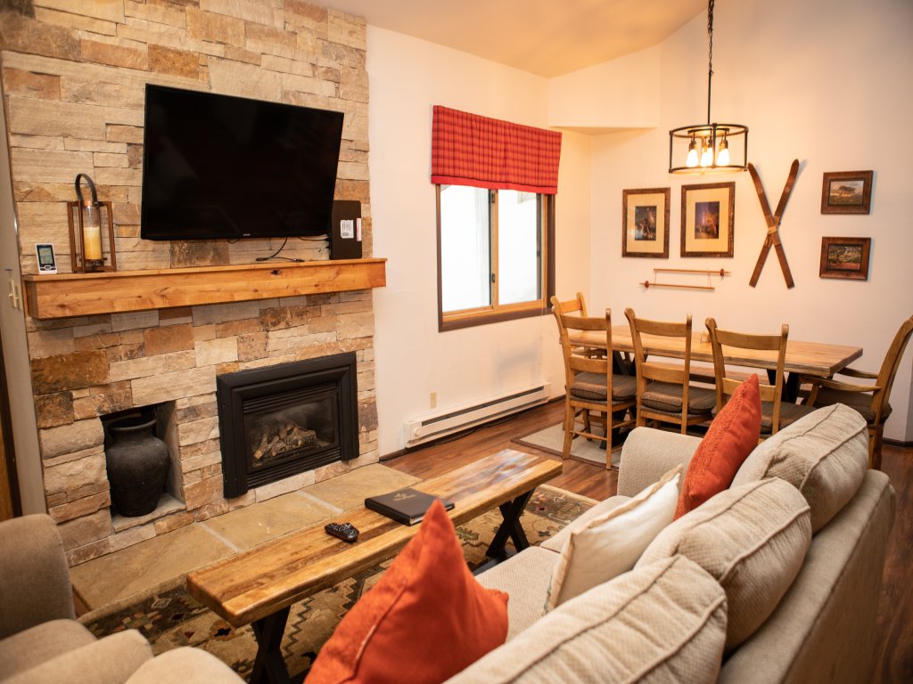 1168 Flying Dutchman Vacation Rental in Keystone - RedAwning