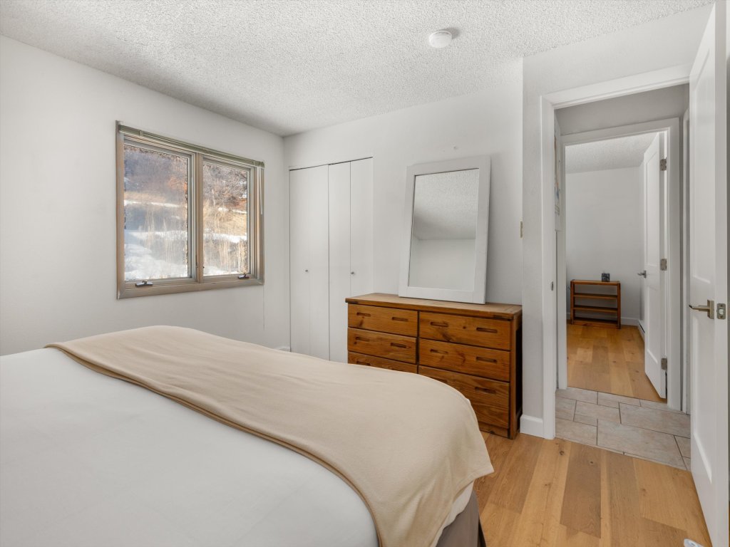 Prime Snowmass Retreat Ski Bridge, Walk to Village - 29C Vacation Rental in Snowmass Village - RedAwning
