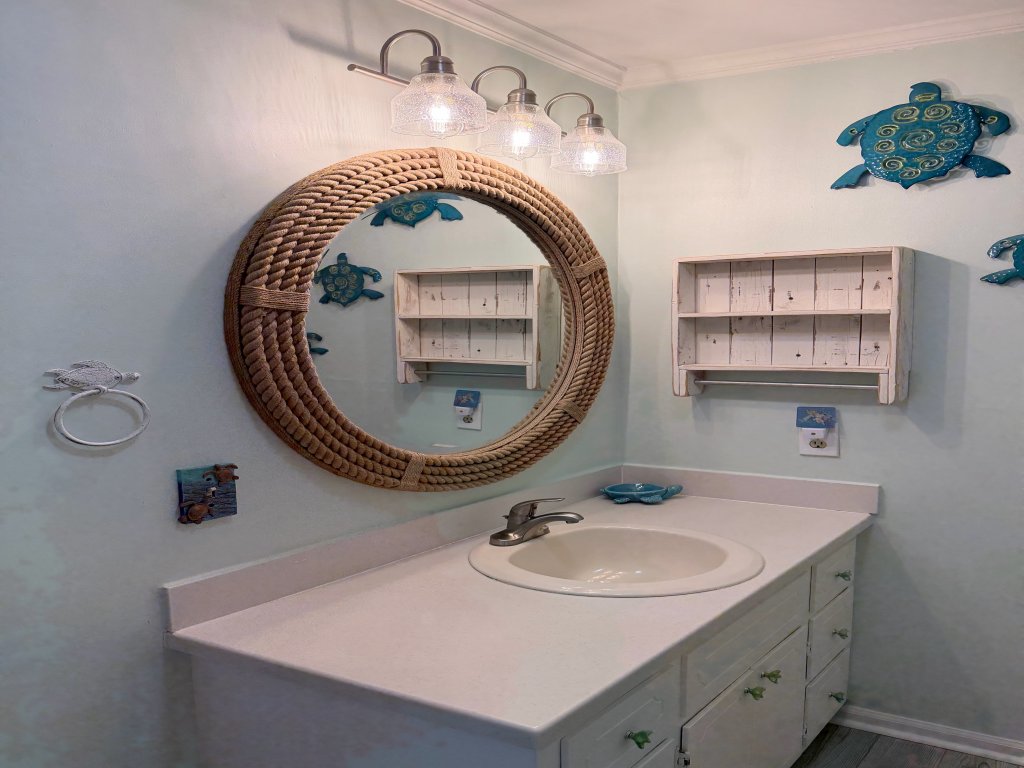 Turtley Paradise West / 511 Ocean Blvd West Vacation Rental in Holden Beach - RedAwning