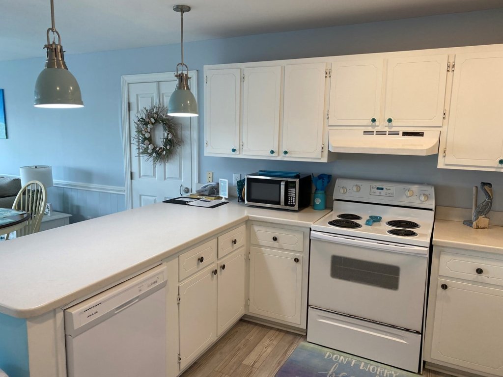 Turtley Paradise East - 511 Ocean Blvd West Vacation Rental in Holden Beach - RedAwning