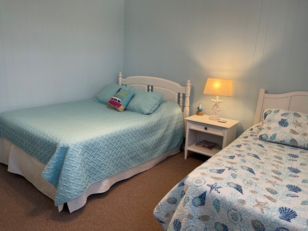 Turtley Paradise East - 511 Ocean Blvd West Vacation Rental in Holden Beach - RedAwning