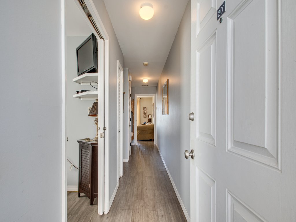 Summer Breeze 201 Vacation Rental in Miramar Beach - RedAwning