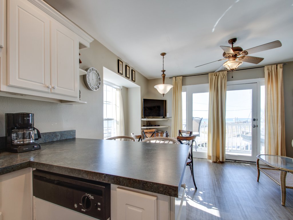 Summer Breeze 201 Vacation Rental in Miramar Beach - RedAwning