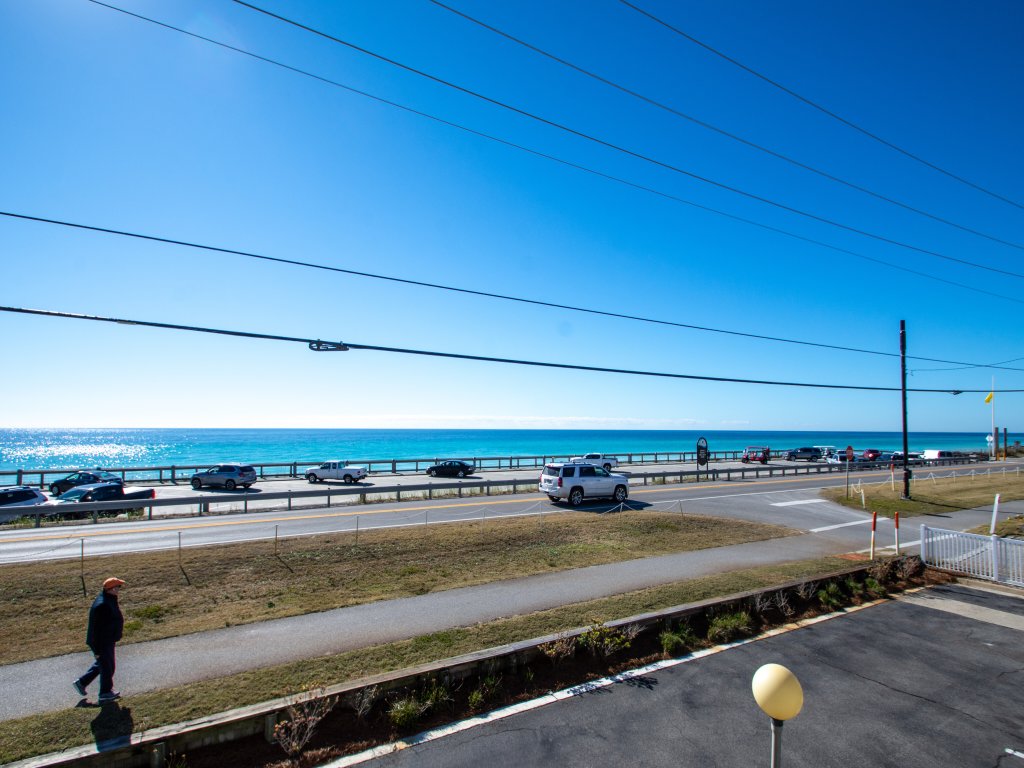 Summer Breeze 201 Vacation Rental in Miramar Beach - RedAwning
