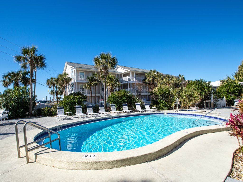Summer Breeze 201 Vacation Rental in Miramar Beach - RedAwning