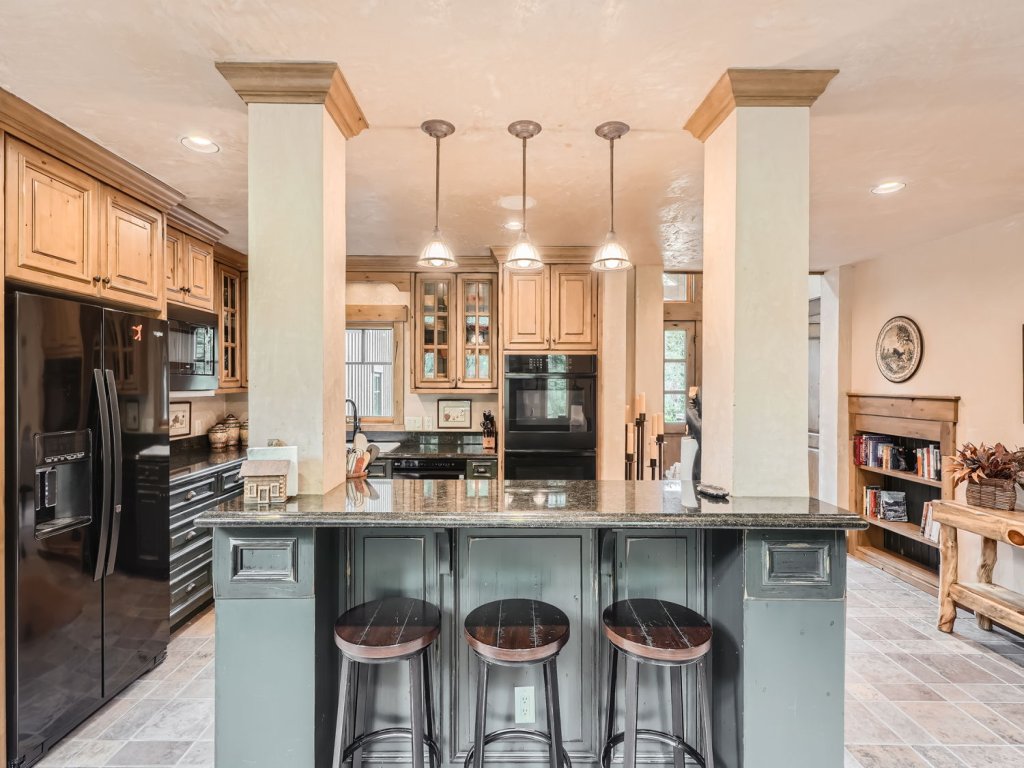 Soda Ridge Lodge Vacation Rental in Keystone - RedAwning