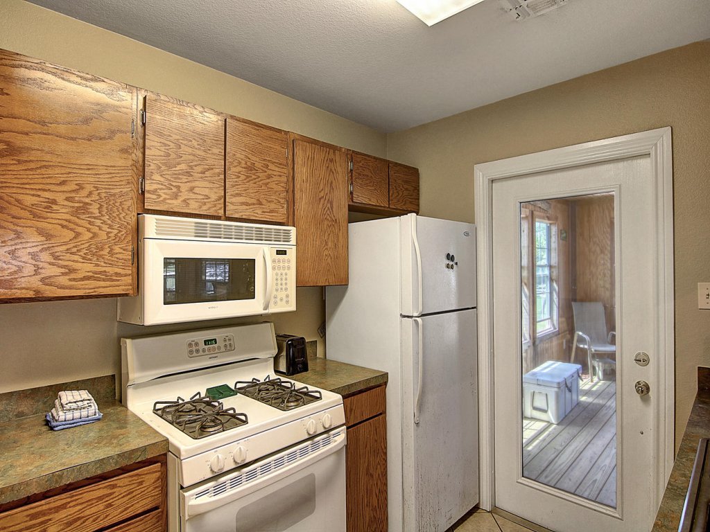 Fantasy Oaks Lodge Vacation Rental in Texas - RedAwning