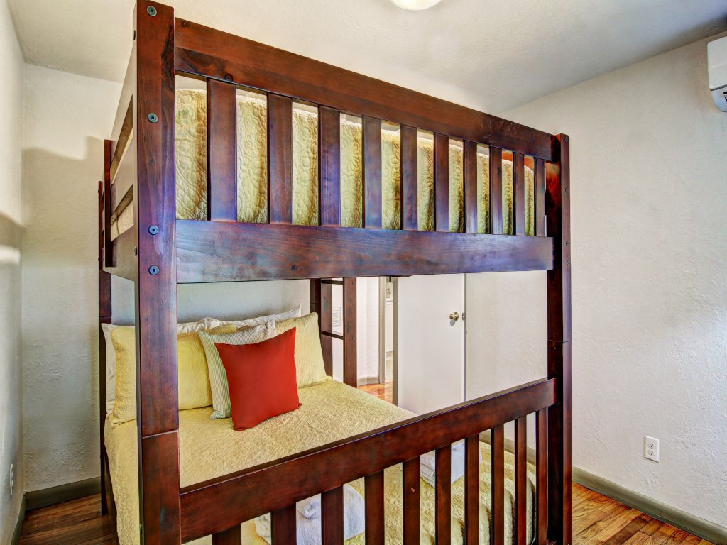 Simons Town     6031RPC Vacation Rental in Rockport - RedAwning