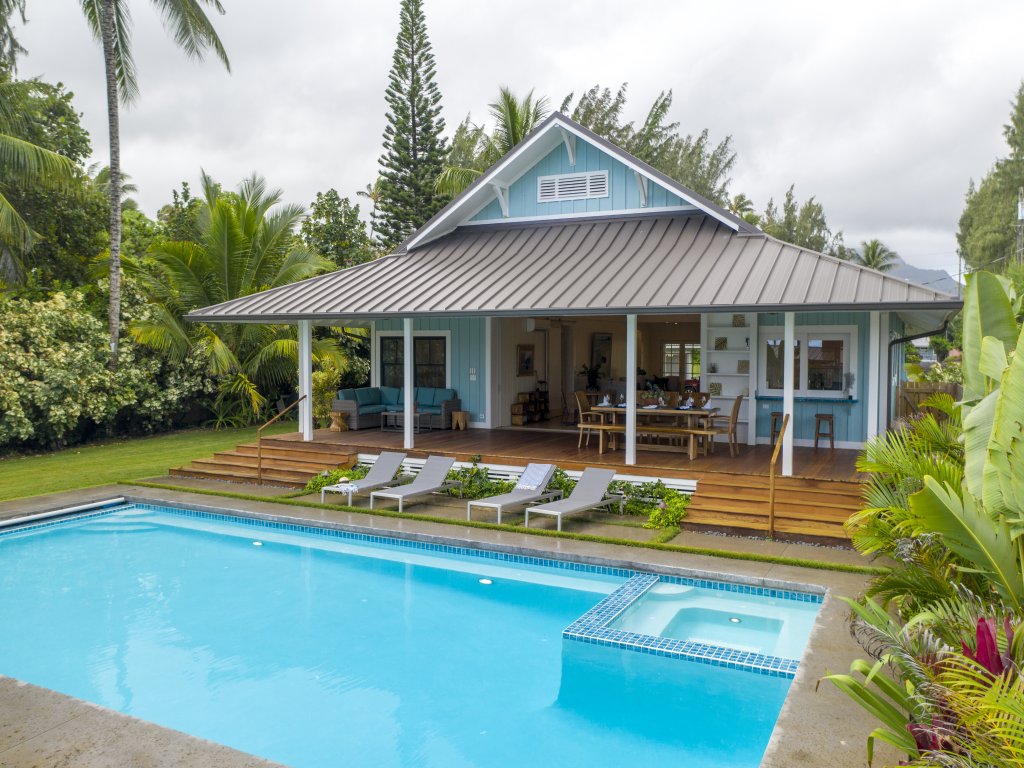 Gorgeous Renovated 1937 Plantation Style Beach House 50 Steps to the Beach Vacation Rental in Kailua - RedAwning