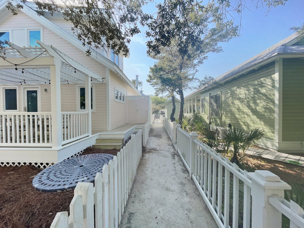 Breakers plus Waves Vacation Rental in Santa Rosa Beach - RedAwning