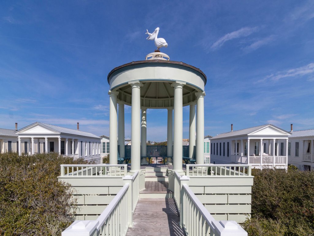 Breakers plus Waves Vacation Rental in Santa Rosa Beach - RedAwning