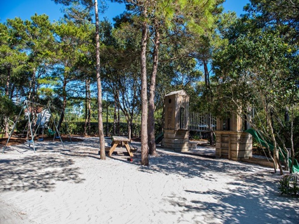 Breakers plus Waves Vacation Rental in Santa Rosa Beach - RedAwning