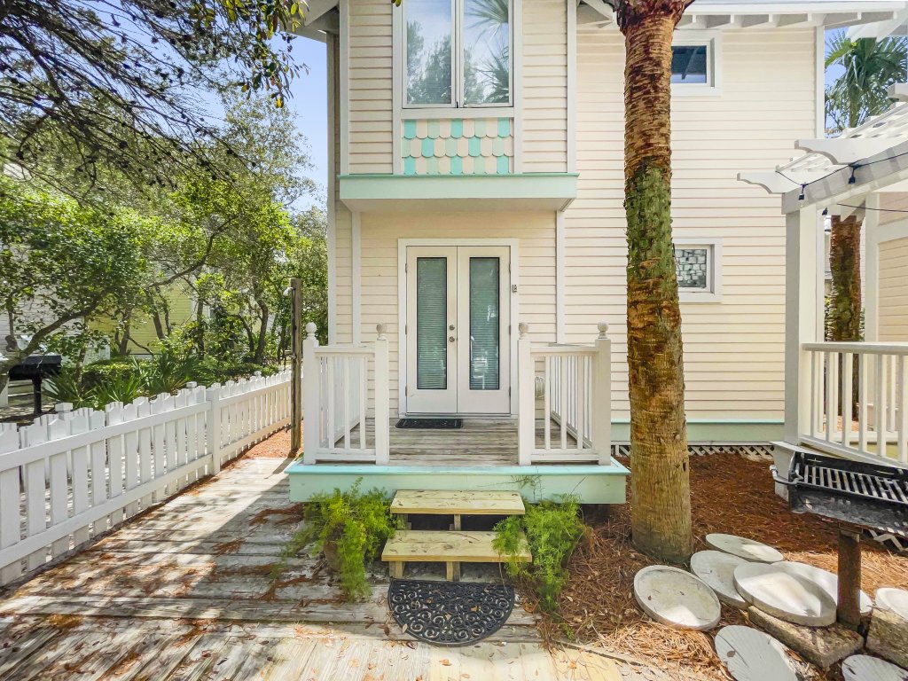 Breakers plus Waves Vacation Rental in Santa Rosa Beach - RedAwning