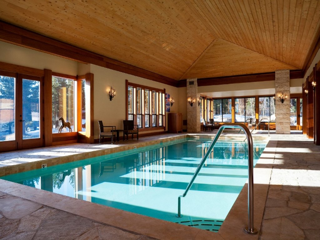Obsidian 7 Deluxe 5000 sq ft House, Private Jacuzzi and Movie Theater, Close to Eagle Vacation Rental in Mammoth Lakes - RedAwning