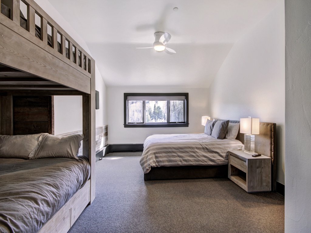 Stunning 4 BR Snowcloud Condo - Base of Bachelor Gulch Vacation Rental in Bachelor Gulch - RedAwning