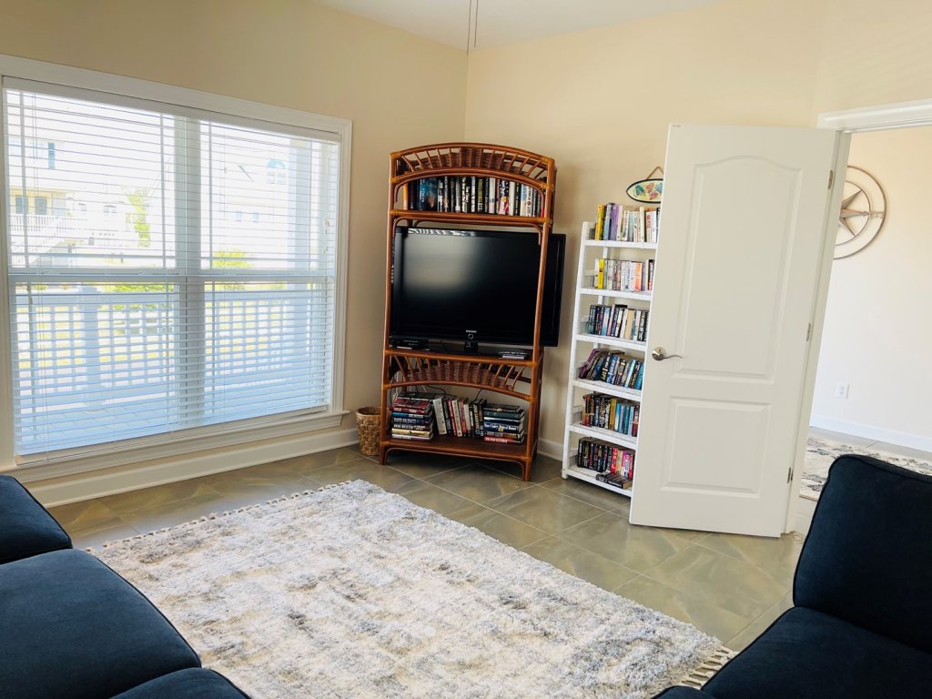 Holden' A Full House / 187 Brunswick Ave West Vacation Rental in Holden Beach - RedAwning