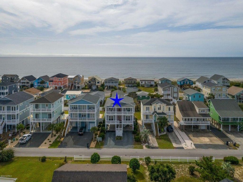 Holden' A Full House / 187 Brunswick Ave West Vacation Rental in Holden Beach - RedAwning