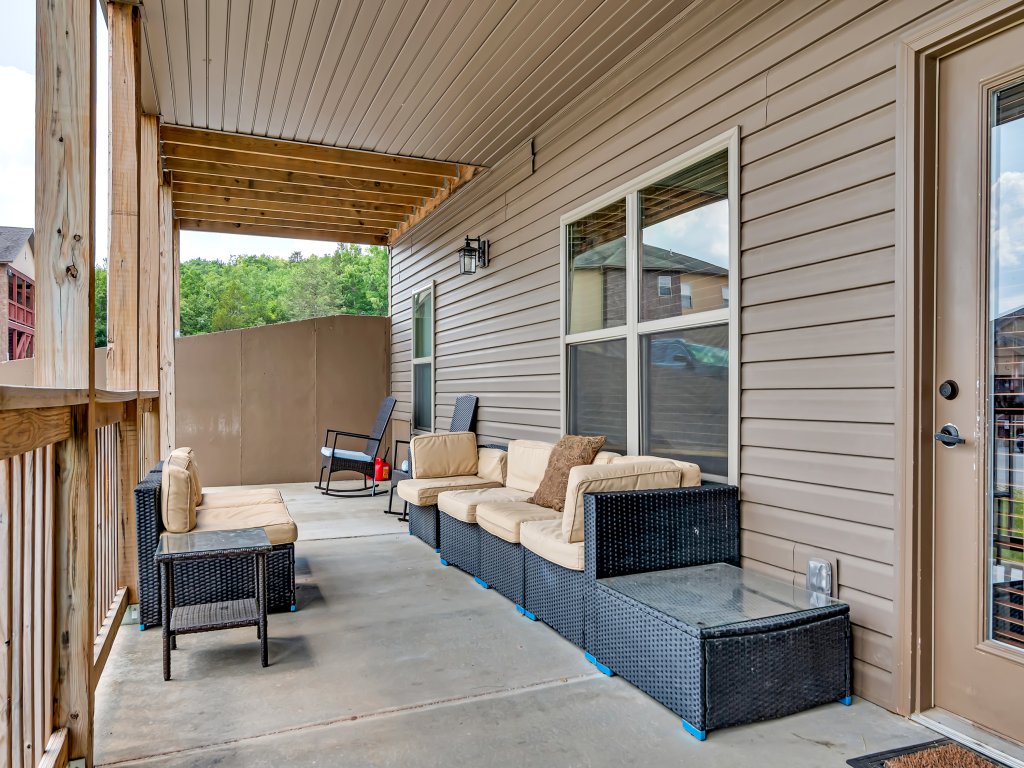 RW-A- Rockwood Lake Lodge Vacation Rental in Branson - RedAwning