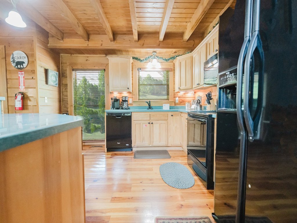 Absolute Bearadise Vacation Rental in Sevierville - RedAwning