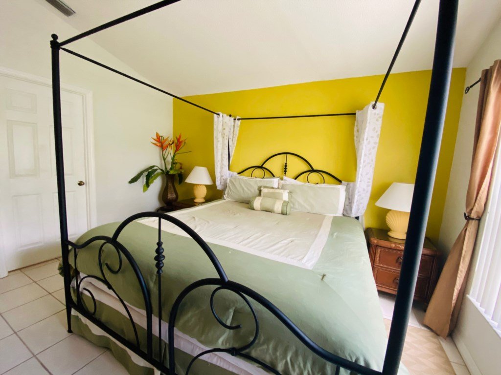 Southern Comfort Right At Home! South Facing Pool! Vacation Rental in Florida - RedAwning