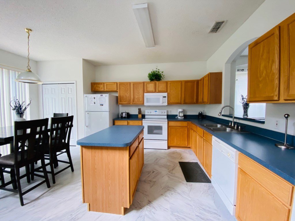 Beautiful Pool Home In Golf Resort! Vacation Rental in Haines City - RedAwning
