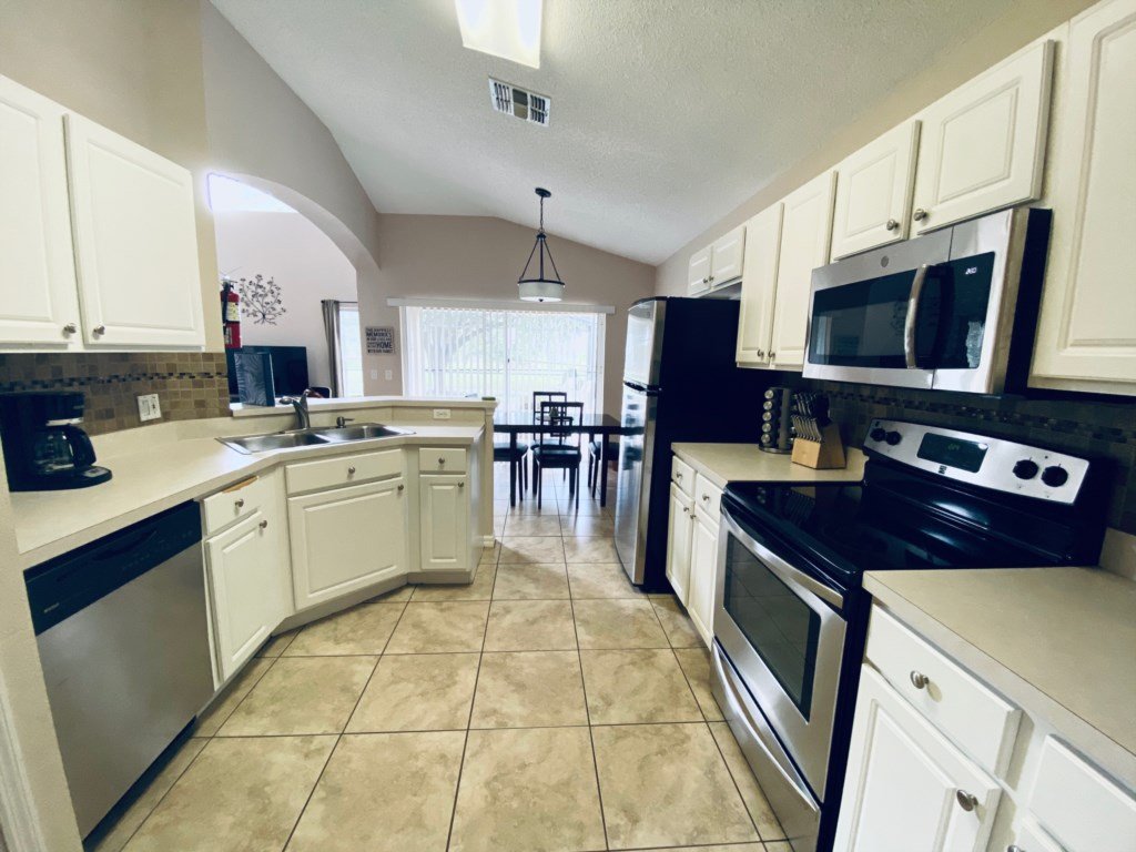 Golf Views By The Pool! Southern Dunes Golf Home Vacation Rental in Haines City - RedAwning