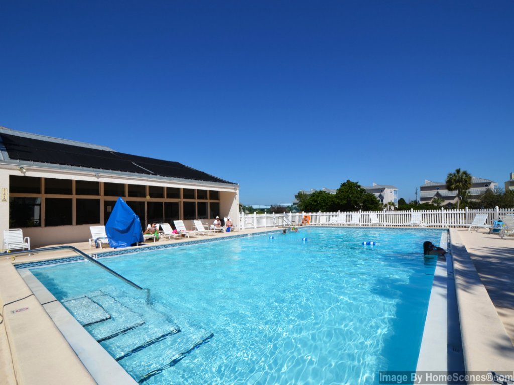 Enclave 202A Vacation Rental in Destin - RedAwning