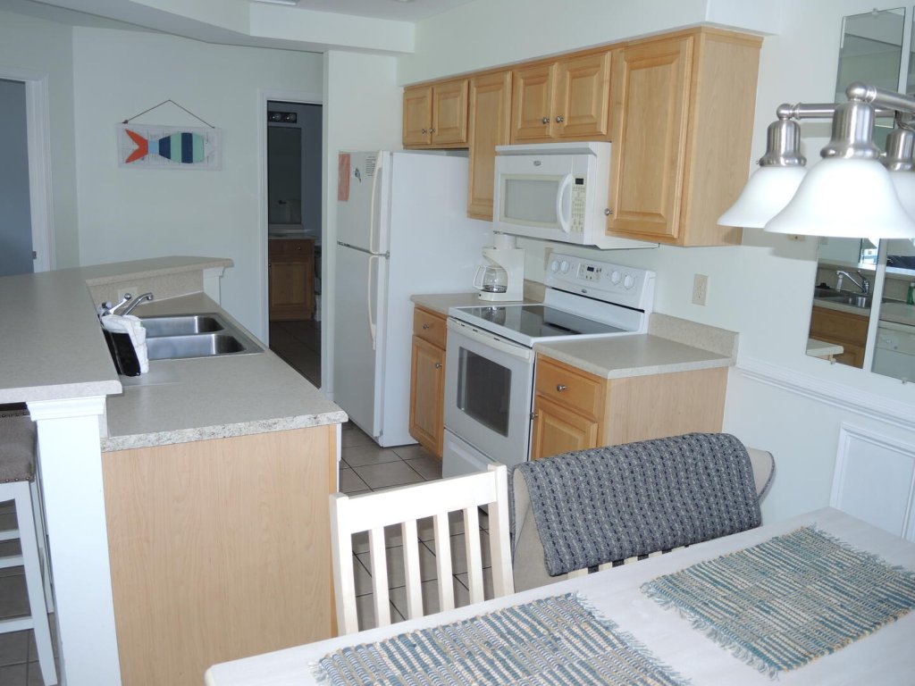 Family Friendly Brunswick Plantatation Villa 2307 with 27 Hole Golf Course Onsite Vacation Rental in Calabash - RedAwning
