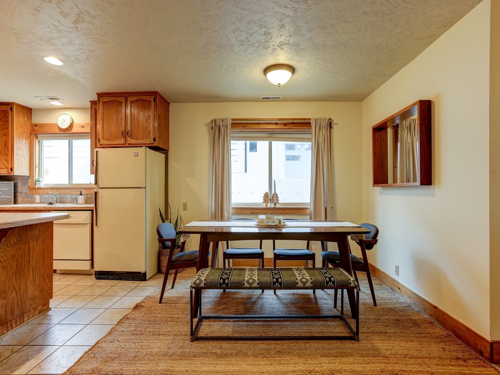 The Bend House Vacation Rental in Bend - RedAwning