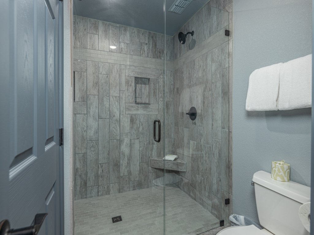 Sweet Surrender Cabin with Premier Amenities Vacation Rental in Pigeon Forge - RedAwning