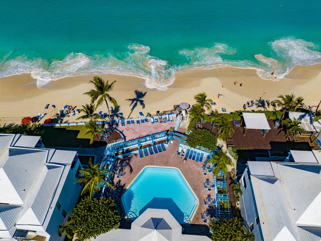 Deluxe Garden View Villa - Just Steps from the Beach! Vacation Rental - RedAwning