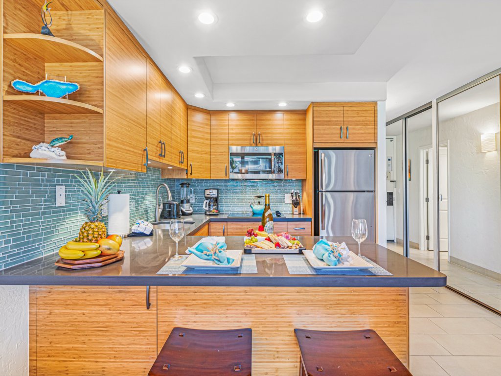 Papakea C207 Studio Condo Vacation Rental in Lahaina - RedAwning