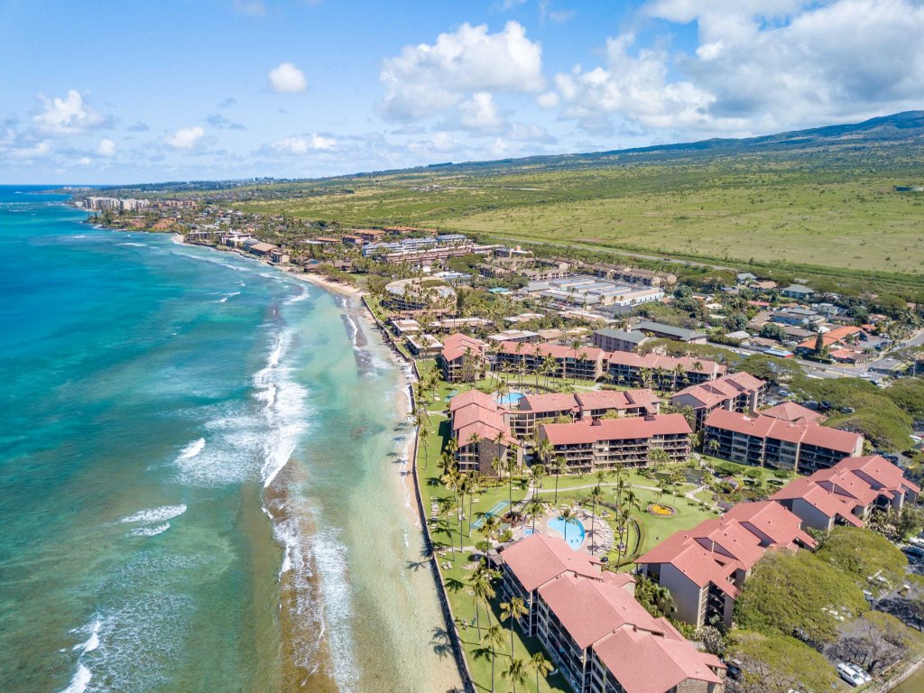 Papakea C207 Studio Condo Vacation Rental in Lahaina - RedAwning