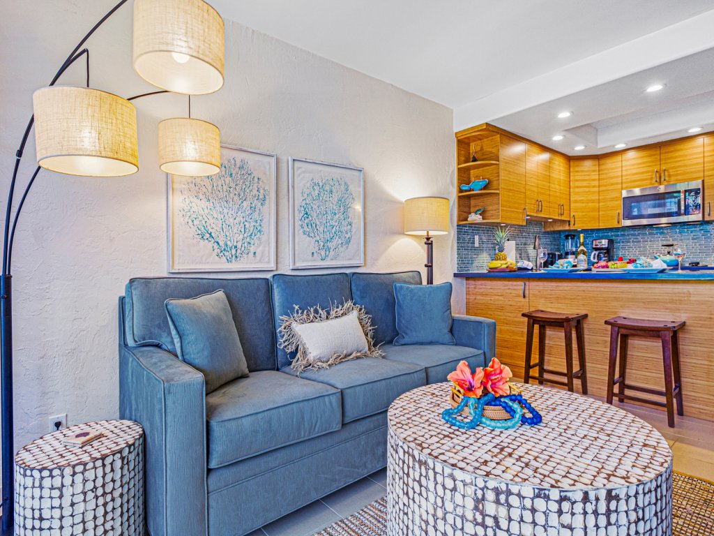 Papakea C207 Studio Condo Vacation Rental in Lahaina - RedAwning