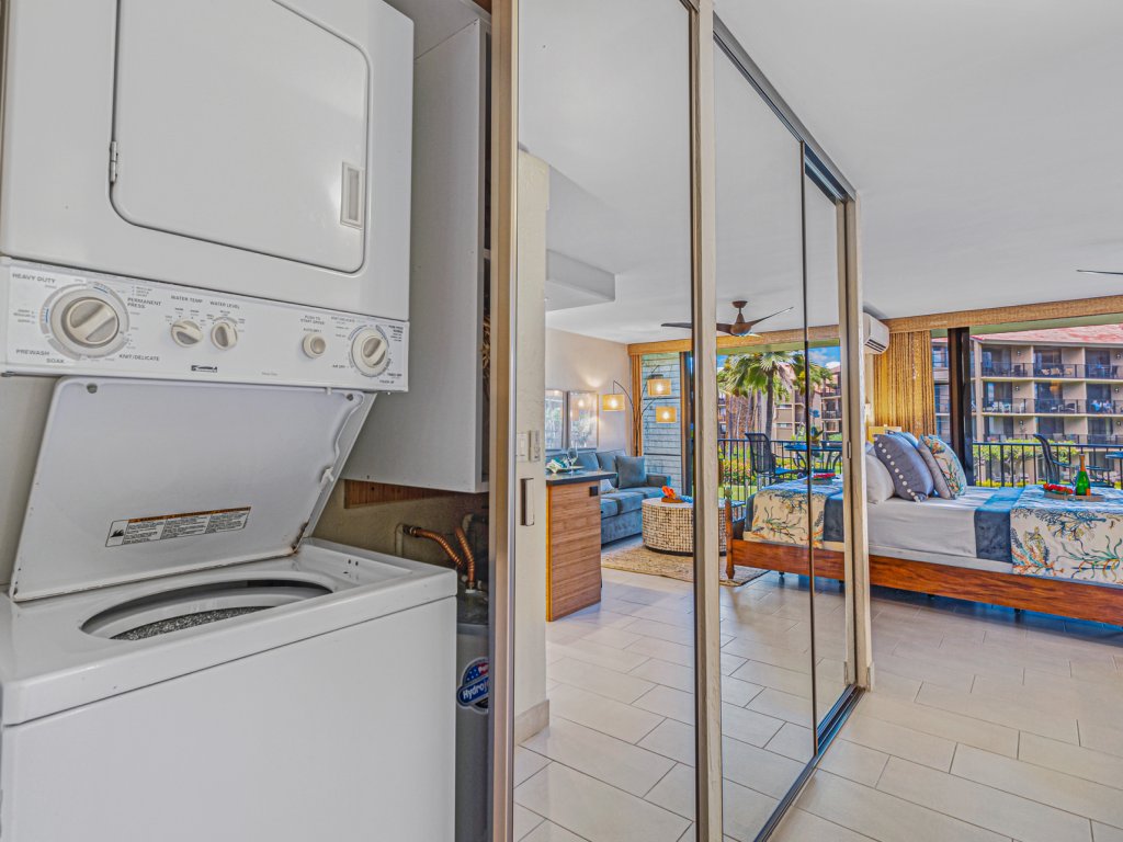 Papakea C207 Studio Condo Vacation Rental in Lahaina - RedAwning