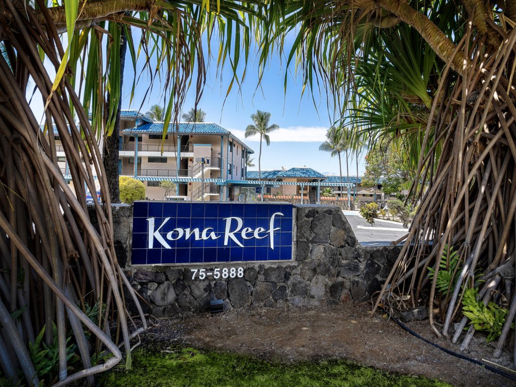 Kona Reef#D26 Vacation Rental in Kailua Kona - RedAwning