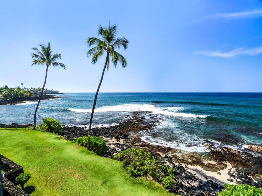 Kona Reef#D26 Vacation Rental in Kailua Kona - RedAwning