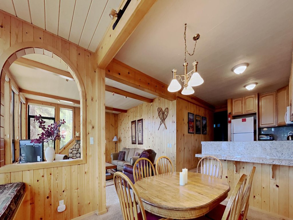 Deluxe Slopeside Condo Just Steps to Mammoth Mountain with 3 Spas, Pool and Sauna and Free WiFi and Parking - Unit 531 at 1849 Condos Vacation Rental in Mammoth Lakes - RedAwning