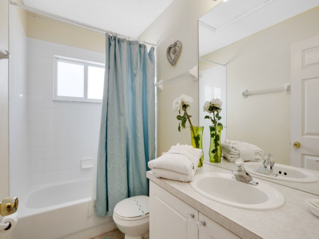 Fantastic Resort 5BR House - South Facing Pool/Spa Vacation Rental in Kissimmee - RedAwning