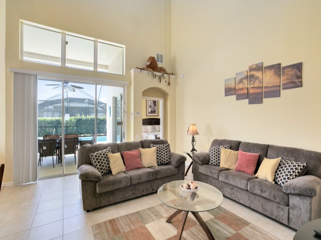 Fantastic Resort 5BR House - South Facing Pool/Spa Vacation Rental in Kissimmee - RedAwning
