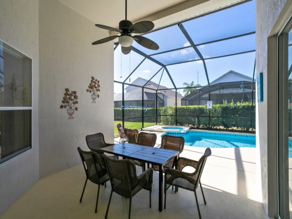 Fantastic Resort 5BR House - South Facing Pool/Spa Vacation Rental in Kissimmee - RedAwning