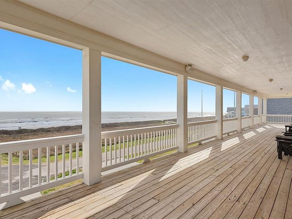 Seacrest Vacation Rental in Texas - RedAwning
